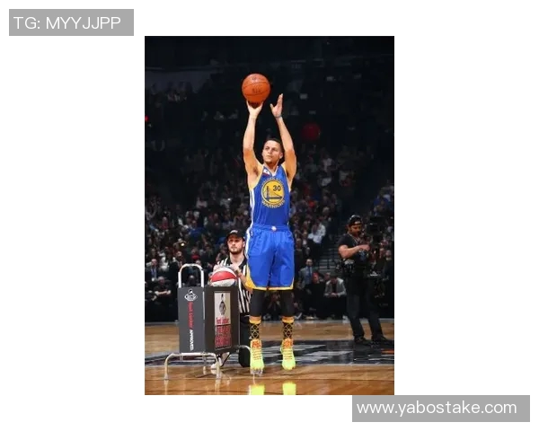 霍里谈NBA球星合作愿望称老詹最理想库里投篮过多KD情绪波动恩比德伤病困扰