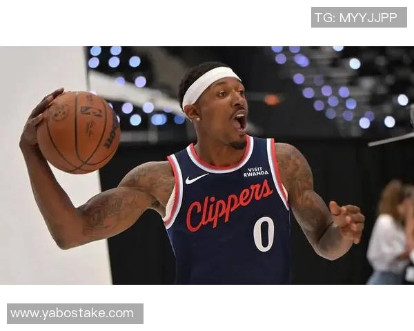 小卡谈比尔复出准备工作强调谨慎推进以确保最佳状态