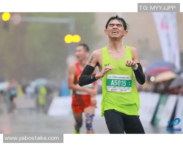 拉松:坚持自我风格将使我们成为对手忌惮的强队