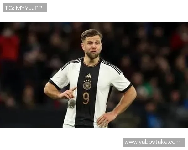 克林斯曼称菲尔克鲁格为世界杯最佳禁区终结者期待他带来惊喜表现