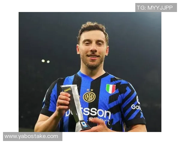 国米积极洽谈引进哈伊杜克18岁中卫姆拉契奇球员已表示愿意加盟 国米积极洽谈引进哈伊杜克18岁中卫姆拉契奇球员已表示愿意加盟